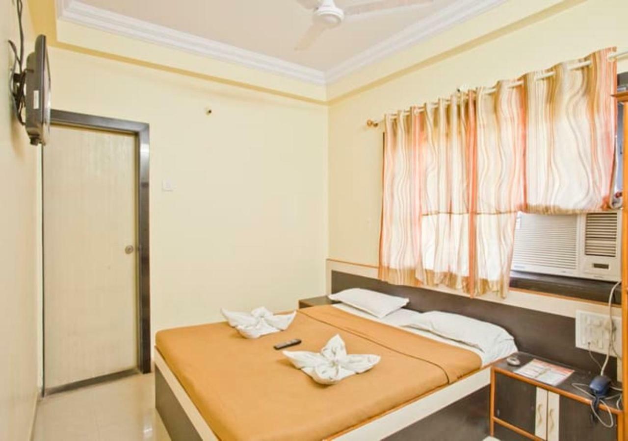 Hotel Sai Ganesh Shirdi Buitenkant foto