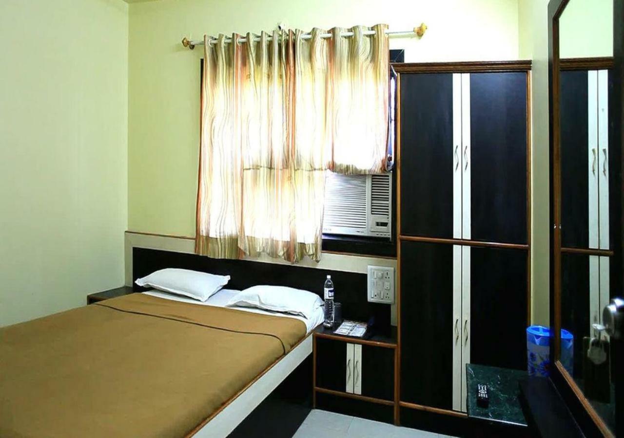 Hotel Sai Ganesh Shirdi Buitenkant foto